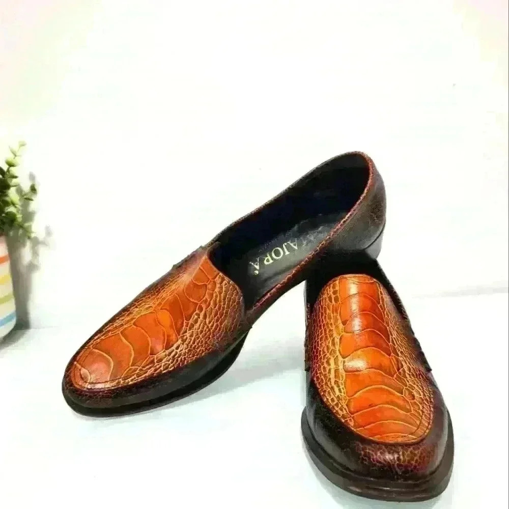 MAJORA  leather Italian mahogany croc loafers. Size 36 (5.5-6 US)